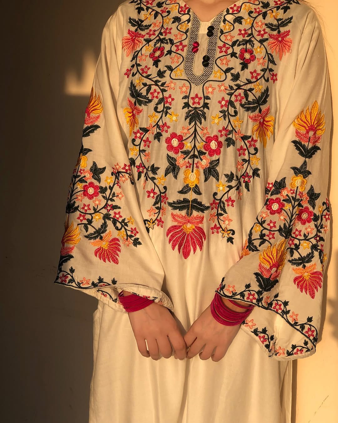 Warisha 2pc -Lawn Embroidered