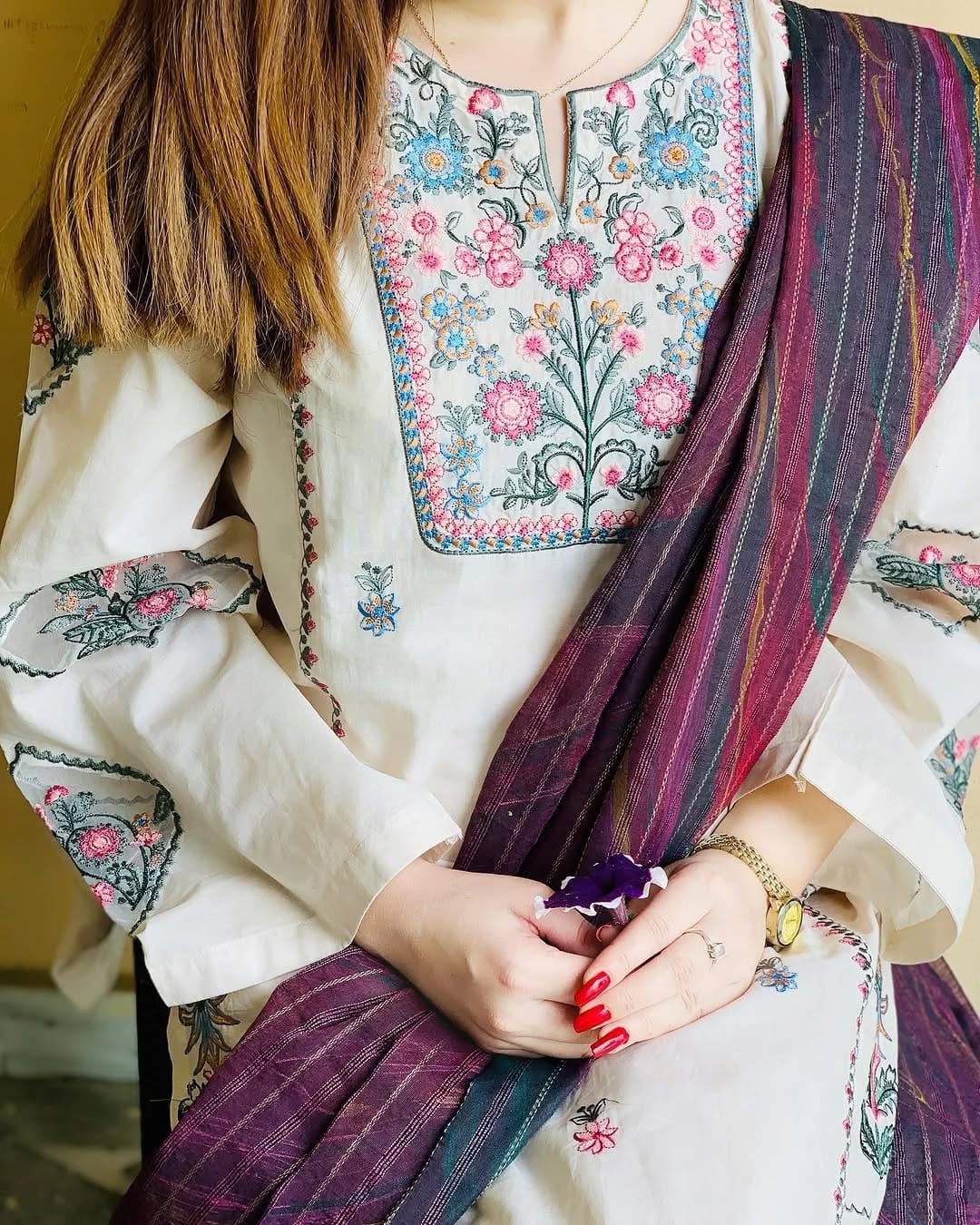 Naaz Embroidered 2pc