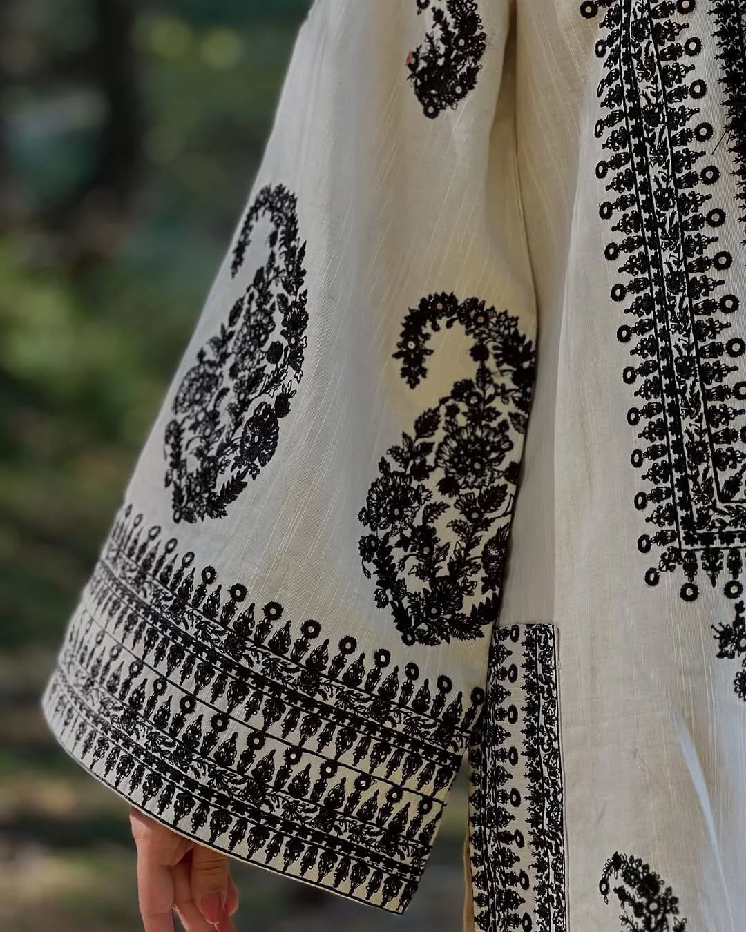 White Bloom Embroidered 2pc