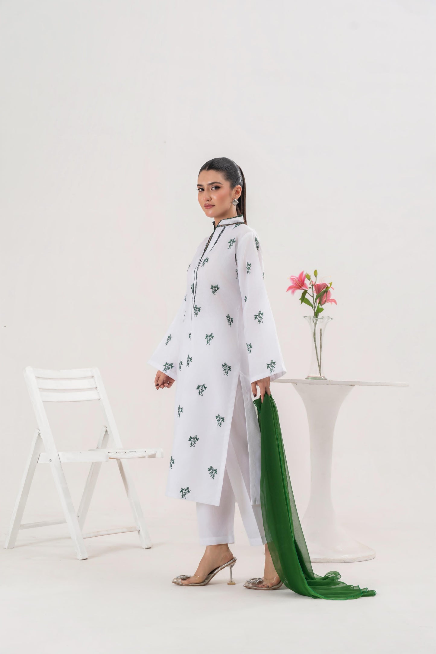 National Embroidered 3pc