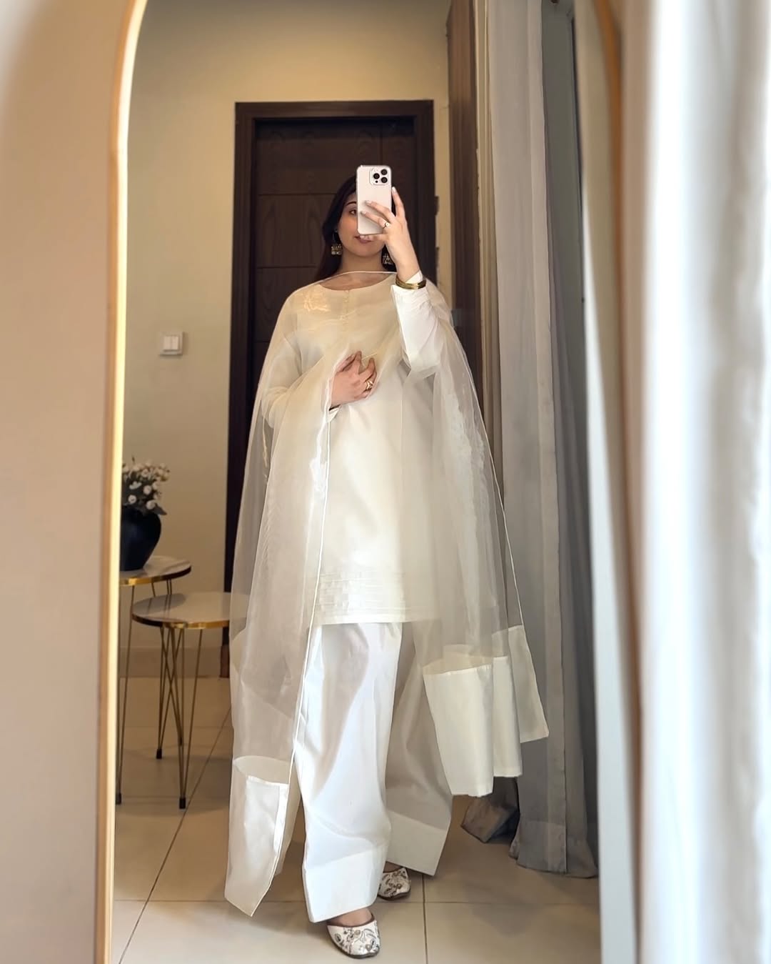 Hoor Lawn 3pc