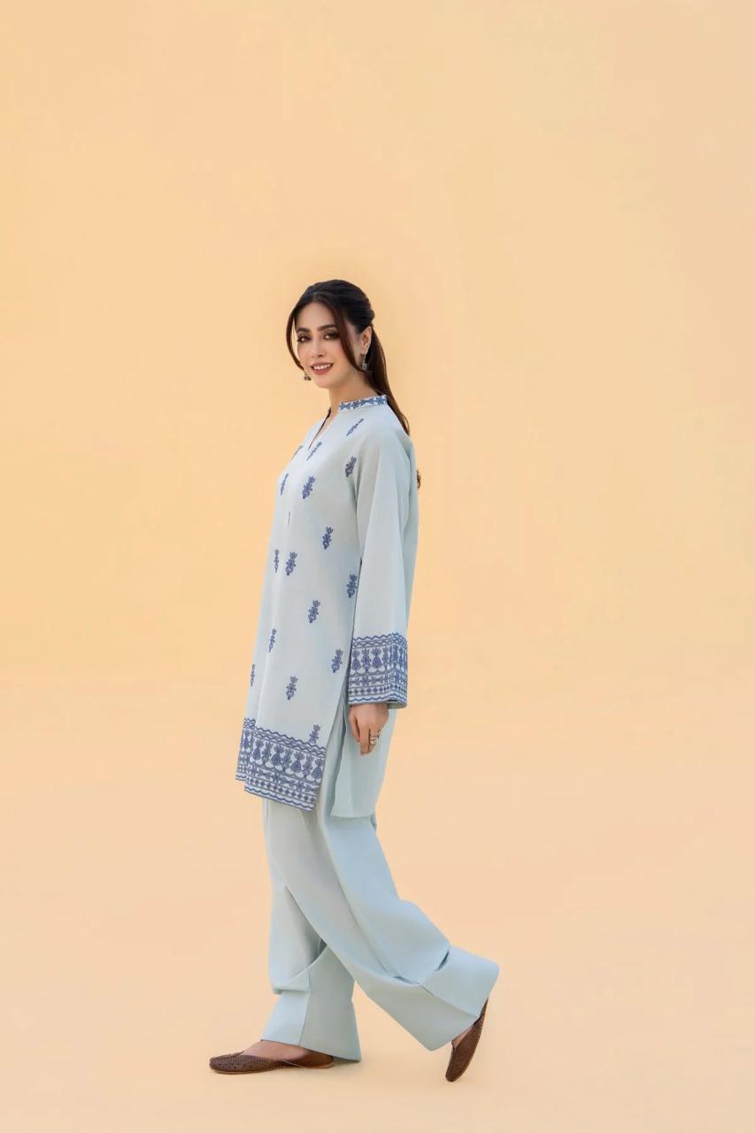 DilRuba Embroidered Furshi set