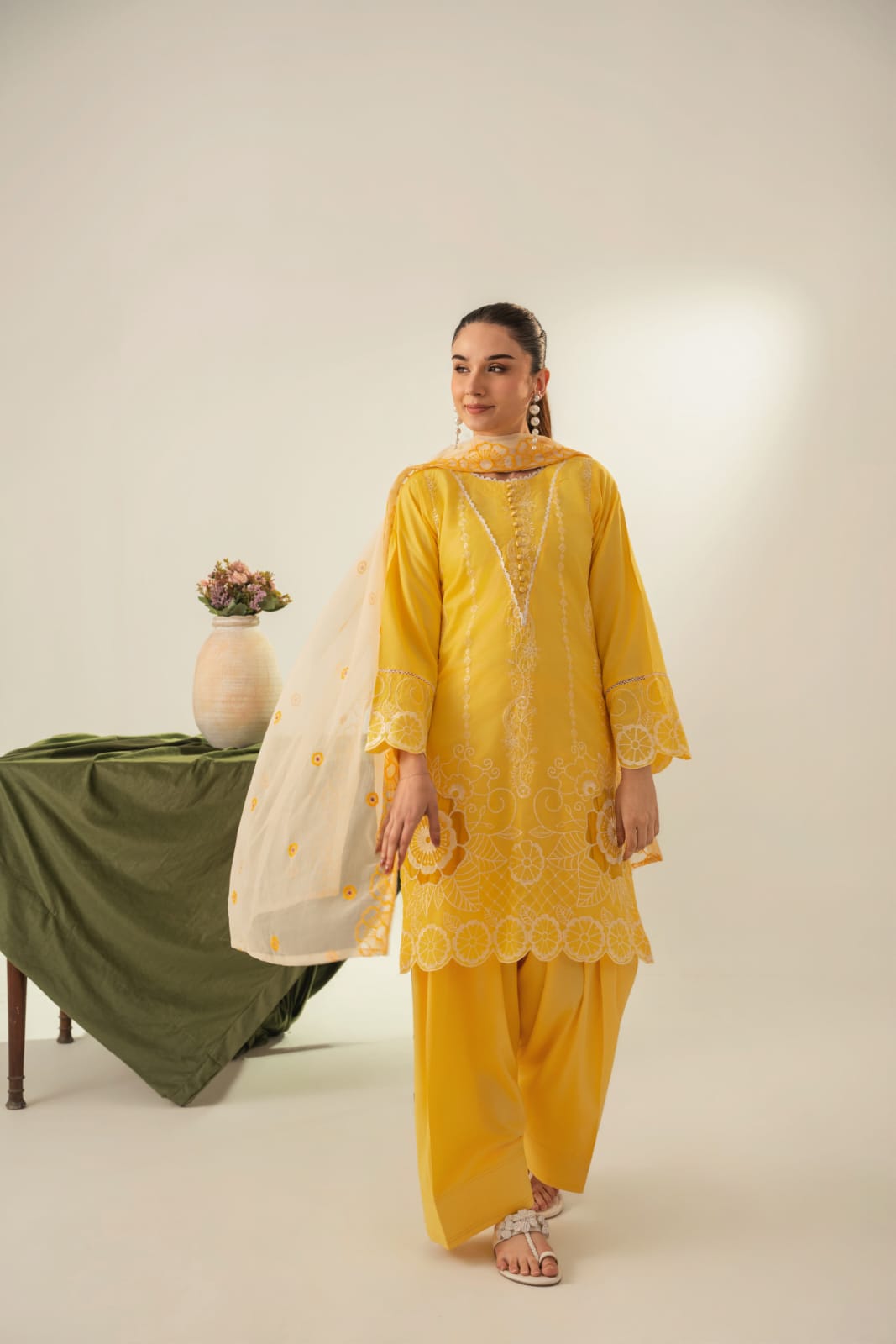 Surya Embroidered 3pc
