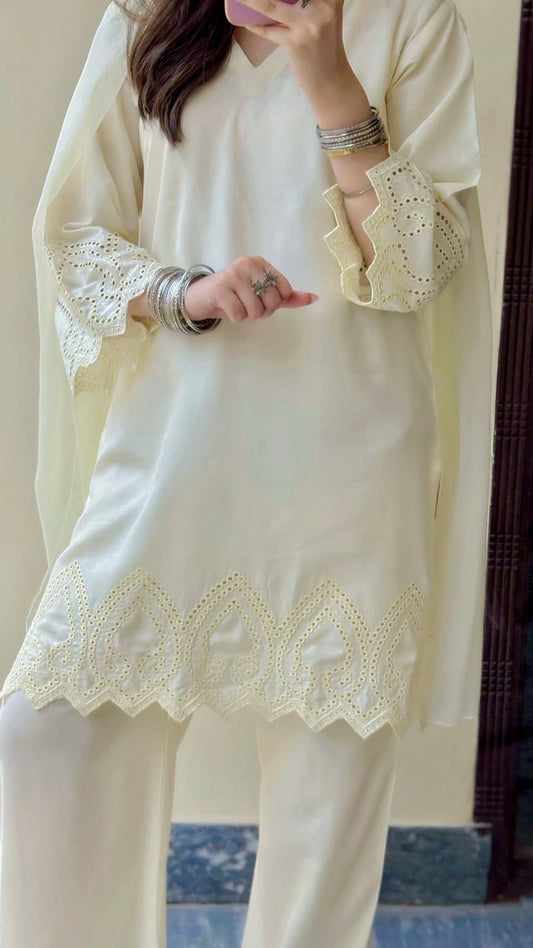 Ania Embroidered 3pc