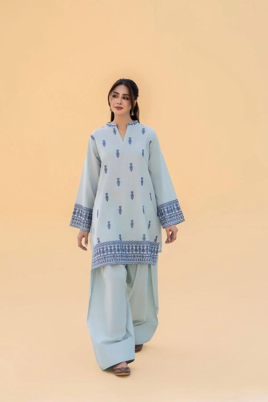 DilRuba Embroidered Furshi set