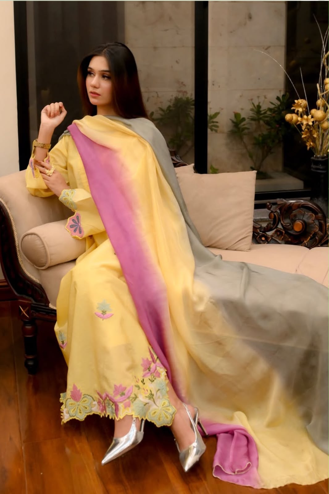 Sunshine kaftan Embroidered 3pc