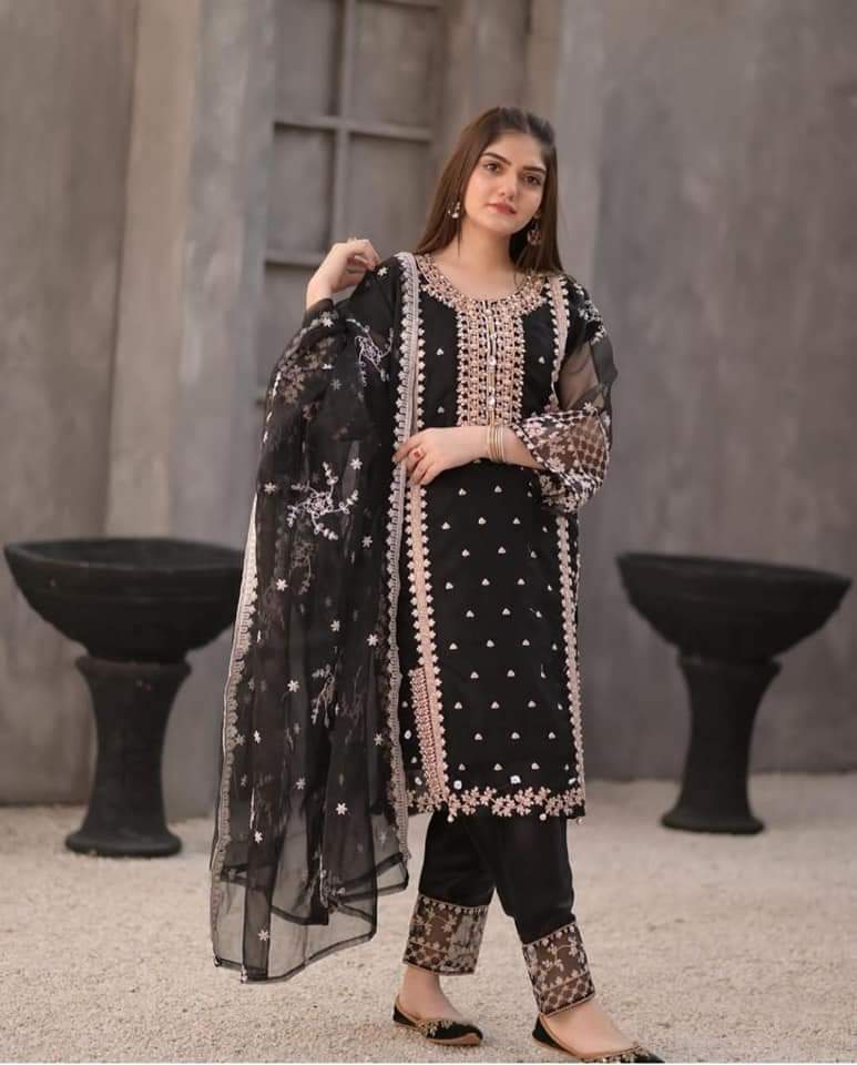 Tahzaib Embroidered 3pc