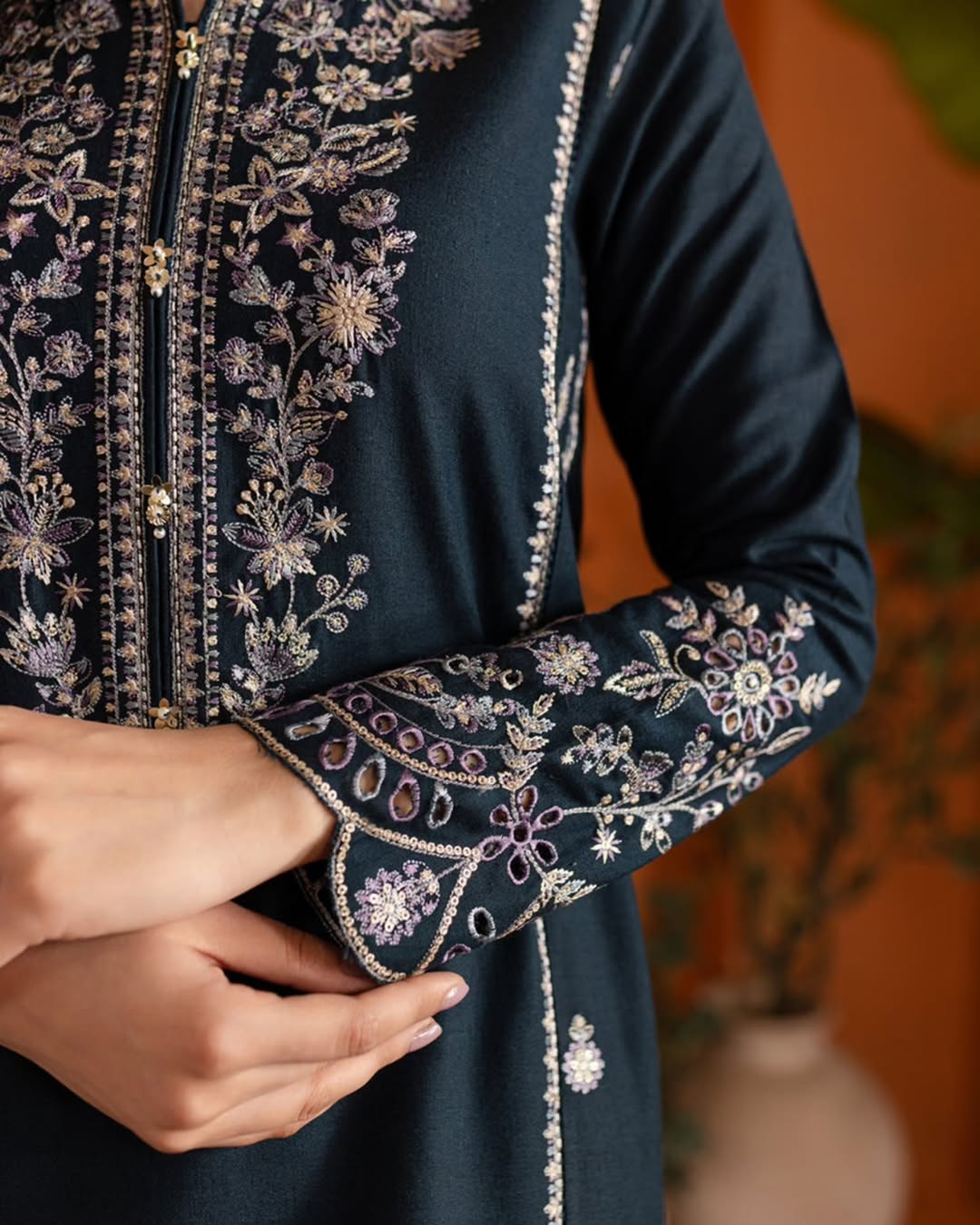 Warda Embroidered Lawn 2-pc