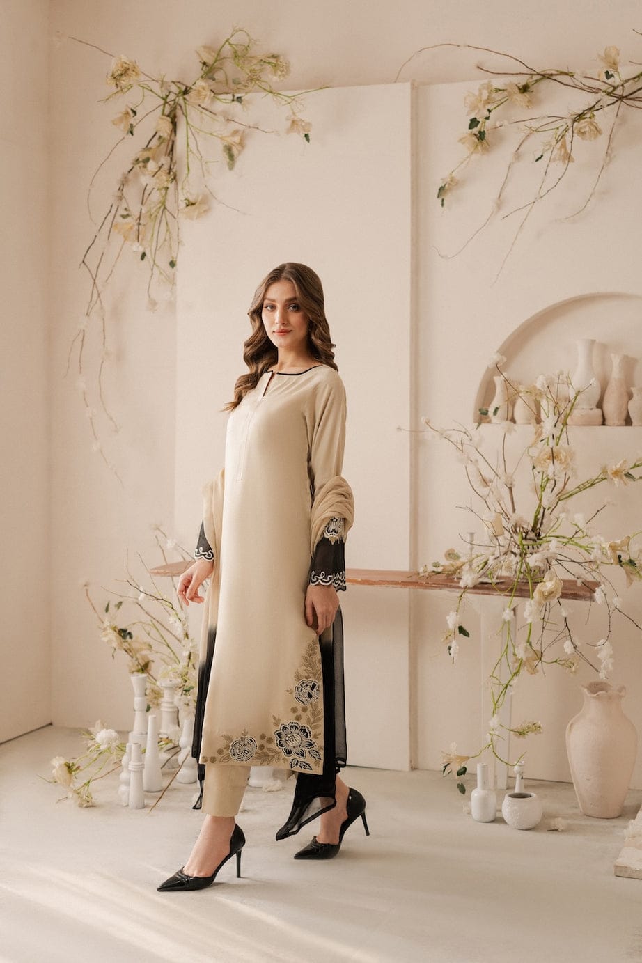 Saafora Embroidered Lawn 3pc