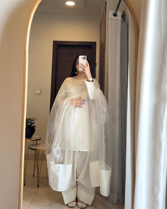 Hoor Lawn 3pc