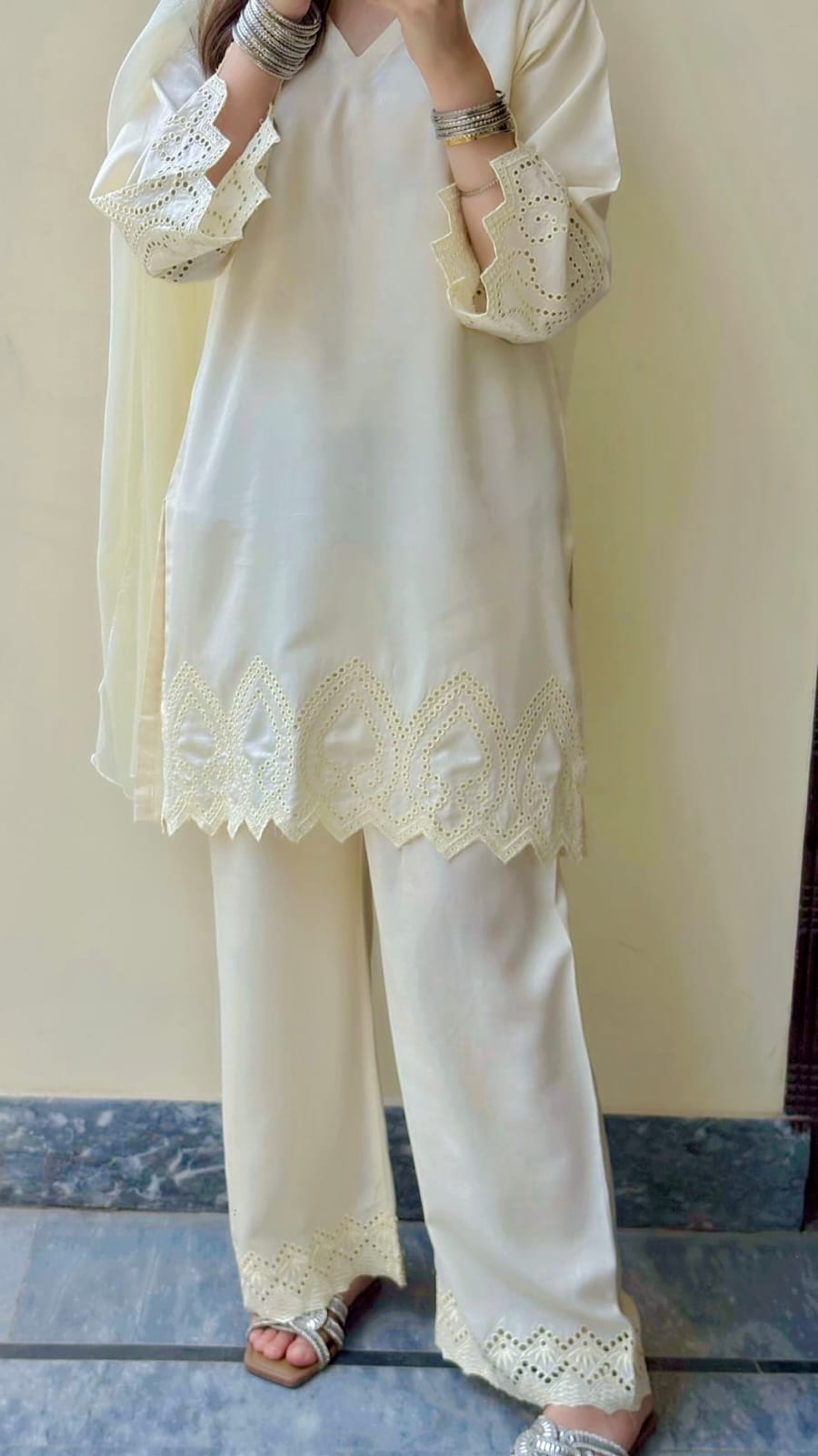 Ania Embroidered 3pc