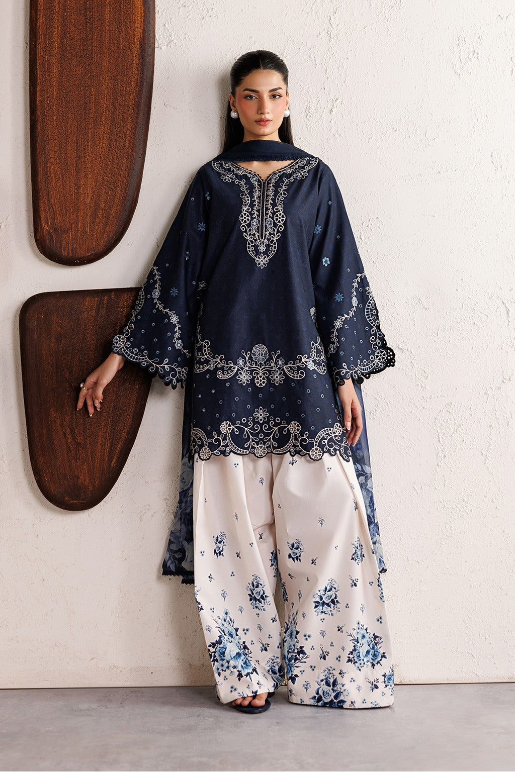 Parca Rose Embroidered 3pc