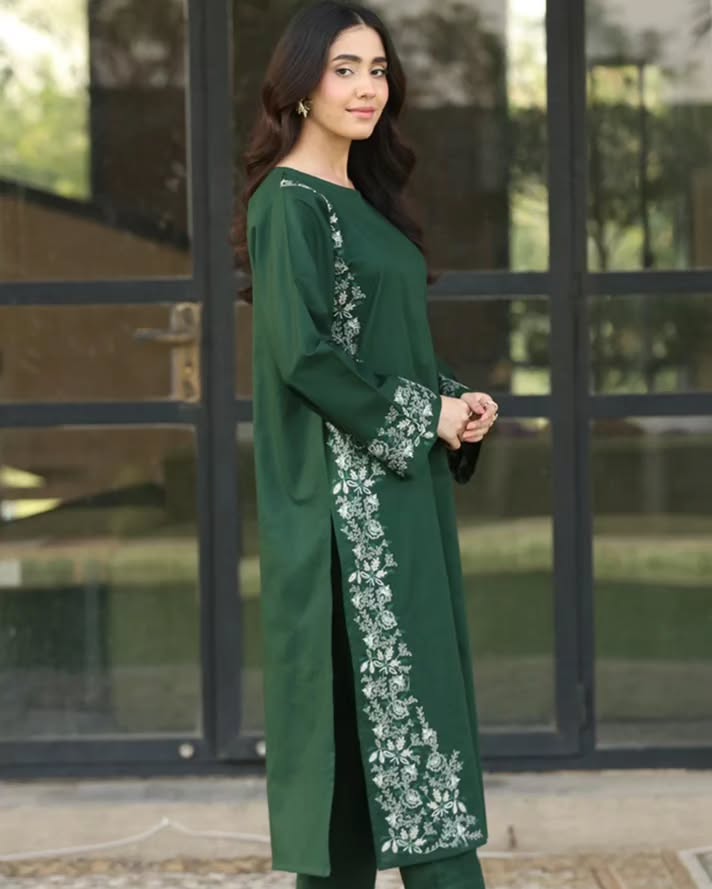 Pakeeza Embroidered 3pc