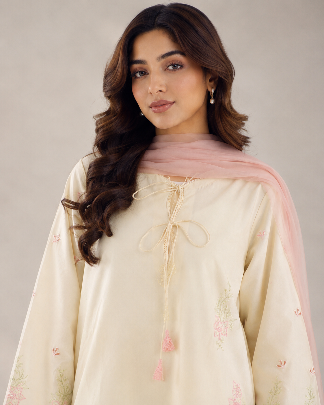 Amora White Embroidered 3pc